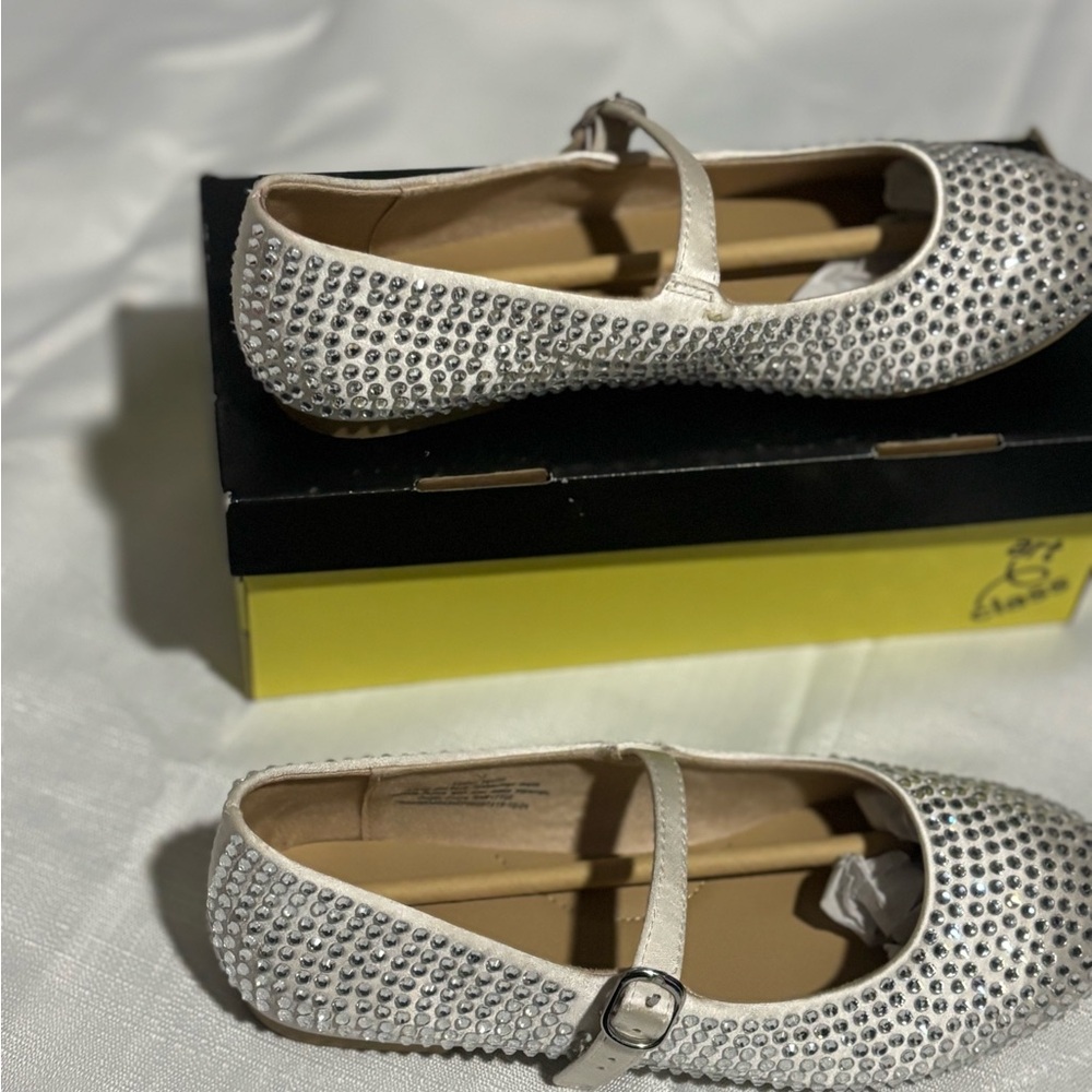 Art Class Silver Kids' Dress Shoes
